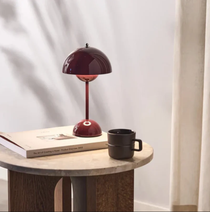 Modern Elegant Table Lamp